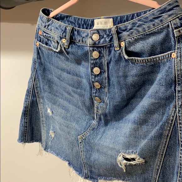 FREE PEOPLE JEAN MINI - Picture 2 of 4